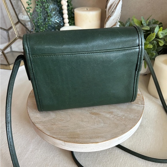 Vintage Coach Green Christie Chrystie Crossbody Bag 9892 Genuine Leather RARE - Picture 2 of 10